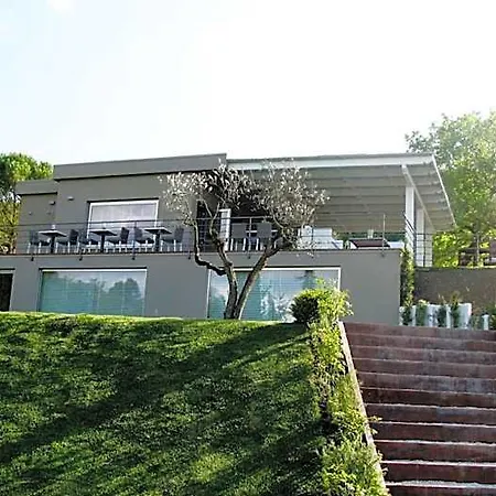 Fontepino 3*